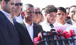 Özel, Adana’dan Silivri’ye Yürüyen Gençleri Karşıladı