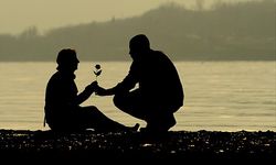 Gerçek Bağ Kurmanın Sırları: Kalıcı Dostluklar ve Sağlıklı Aşk Hayatı İçin 5 Kural