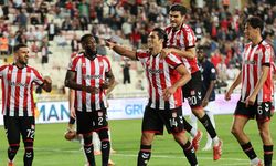 Sivasspor galibiyet ile tanıştı