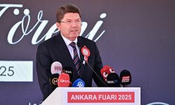 Bakan Tunç İşyurtları Ürün ve El Sanatları Fuarı'nda konuştu