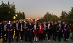 CHP Cumhuriyetin 102'inci yılında Ata'nın huzuruna çıktı