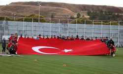 Sivasspor’un Yeni Teknik Direktörü Altıparmak’tan Taraftarlara Çağrı