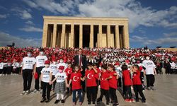 100 bin kişi LÖSEV’le Anıtkabir’de buluştu