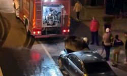 Avcılar D-100 yan yolda otomobil alevlere teslim oldu