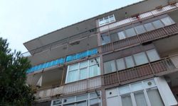 Avcılar'da kentsel dönüşüm sürecindeki binada balkon çöktü