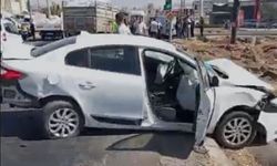 Diyarbakırda 6 araç zincirleme kazaya karıştı