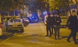 Esenyurt'ta sokakta yürüyen 4 arkadaşa silahlı saldırı