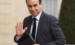 Fransa’da yeni hükümet belli oldu: Başbakan Sebastien Lecornu kabinesini kurdu