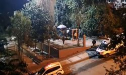 Gaziosmanpaşa'da 17 yaşındaki genç, uğradığı silahlı saldırı sonucu yaralandı