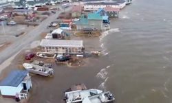 Halong Tayfunu, Alaska'nın batısını vurdu