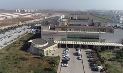 Hastanede Husumetli Aileler Arasında Kavga: 3 Yaralı