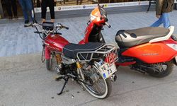 İnegöl'de motosiklet ve bisiklet çarpıştı