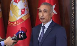 İş insanı İsmet Acar'dan Türk Silahlı Kuvvetleri Dayanışma Vakfı'na bağış