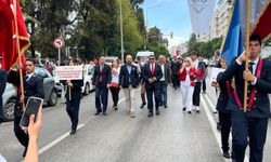 İzmir'de 29 Ekim yürüyüşü