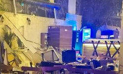 İzmir'de eğlence mekanının tavanı çöktü