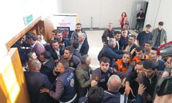 Malatya’da CHP kongresi karıştı