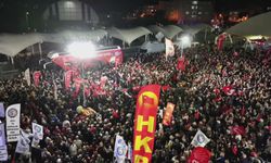 Özgür Özel Küçükçekmece mitinginde sert eleştirilerde bulundu