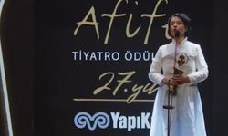 Sükun Işıtan’a ödül gecesinde tepki yağdı