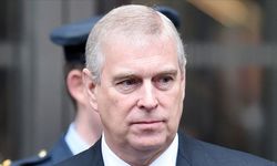 İngiltere Kralı Charles, kardeşi Prens Andrew'un ünvanlarını geri aldı