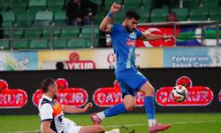 Rizespor ve Başakşehir Erteleme Maçında Gol Bulamadı