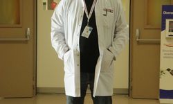 15 aylık bebeğin yemek borusundaki pil ve lego 3 saatte çıkarıldı