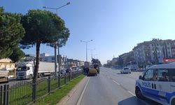 Atakum'da otomobil ve cezaevi aracı çarpıştı