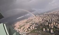 Ataşehir'de yağış sonrası gökkuşağı oluştu