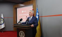 Bakan Bolat, Bosna Üniversitesi'nde öğrencilerle bir araya geldi