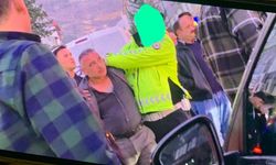 Boşanma aşamasındaki eşini sokak ortasında ağır yaraladı