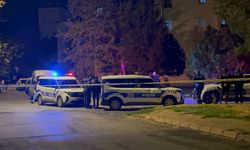 Boşanmak isteyen eşini öldürdü