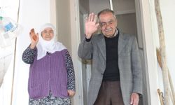 Eşine inat 88 yaşında okuma yazma öğrendi