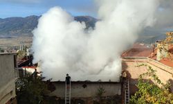 Evde çıkan yangında hayatlarının kaybettiler