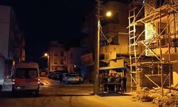 Gaziantep'te 3 Katlı Bina Yandı