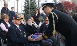 Güney Kore Cumhurbaşkanı Lee, 'Kore'de Savaşan Türkler Anıtı'nda