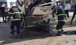 Hatay'da zincirleme kazaya 4 araç karıştı