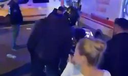 Kazadaki yaralılara yardım etmek için gitti, ekipmanları çalındı