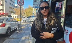 Kızılay tabelası önünde bıçaklı kavga