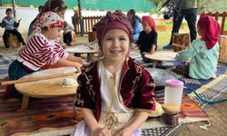 Minikler aileleriyle mutfağa girdi