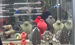 Ordu'da kuyumcuya giren soyguncu 5 kilo çaldı