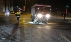 Polisten Kaçan Ehliyetsiz Sürücü Kaza Yaptı