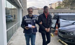 Samsun'da husumetlisinin otomobilini kurşunladı