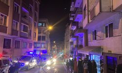 Yanan evde mahsur kaldılar