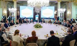 Yılmaz 'Milli Sarayların Yüzyılı Sempozyumu'na katıldı