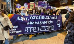 Feminist Gece Yürüyüşü Başladı