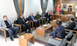 Sivas’ta Başkan Uzun Halk Günü Buluşmasında Vatandaşlarla Buluştu