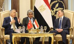 Bakan Yerlikaya Mahmud Tevfik ile Kahire'de görüştü