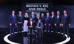 Ahmet Ayık’a “Yaşam Boyu Spora Katkı Ödülü”