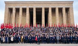 Bakan Tekin'den 24 Kasım'da Anıtkabir Ziyareti