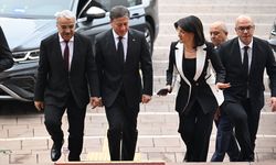 CHP Genel Başkanı, DEM Parti heyeti ile görüştü