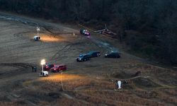 Helikopterler havada çarpıştı